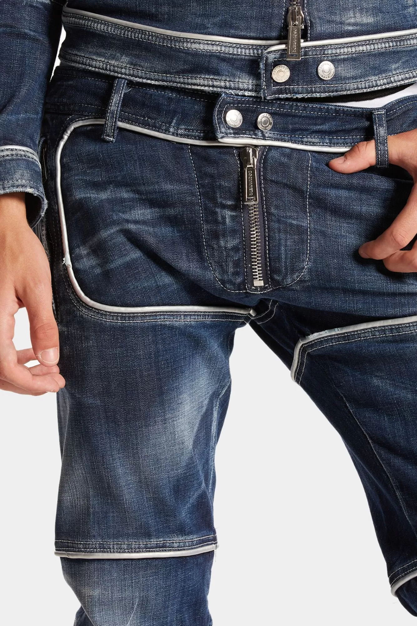 Co-Orden^Dsquared2 Heritage Denim Bikerbroek Met Donkere, Gemakkelijk Gescheurde Wassing Marine